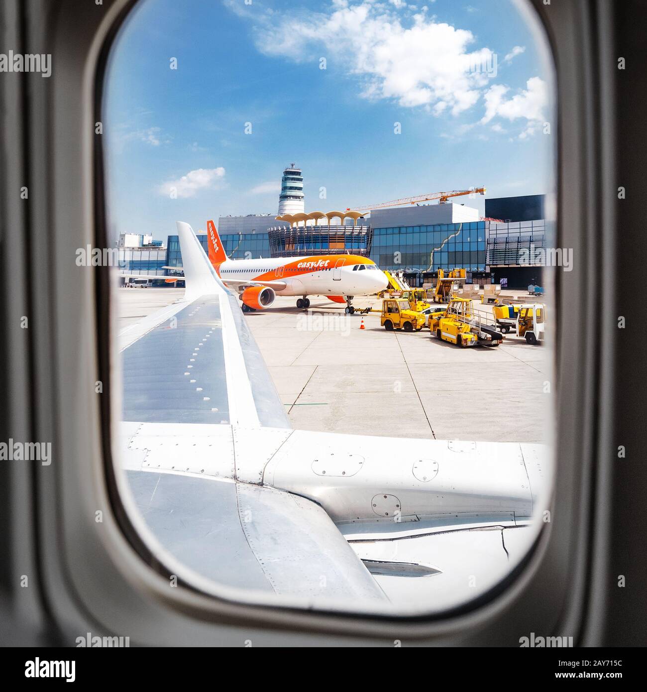 View outside passenger plane window hi-res stock photography and images -  Page 2 - Alamy