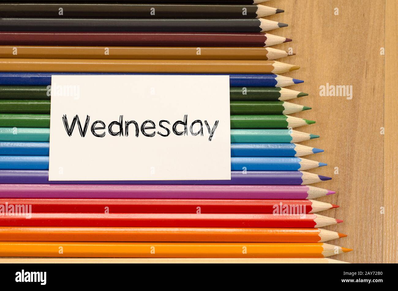 Wednesday Buzz Notes Wednesday text concept over white note Stock Photo - Alamy