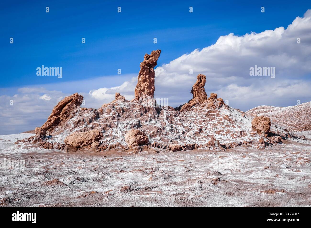 Las tres Marias landmark in Valle de la Luna, San Pedro de Atacama, Chile  Stock Photo - Alamy