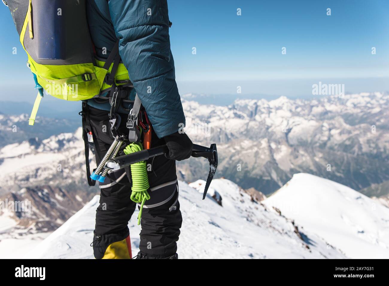 Ice cliff climber man hi-res stock photography and images - Alamy