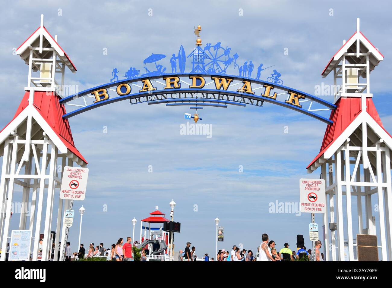The famous Boardwalk sign in Ocean City, Maryland Stock Photo - Alamy