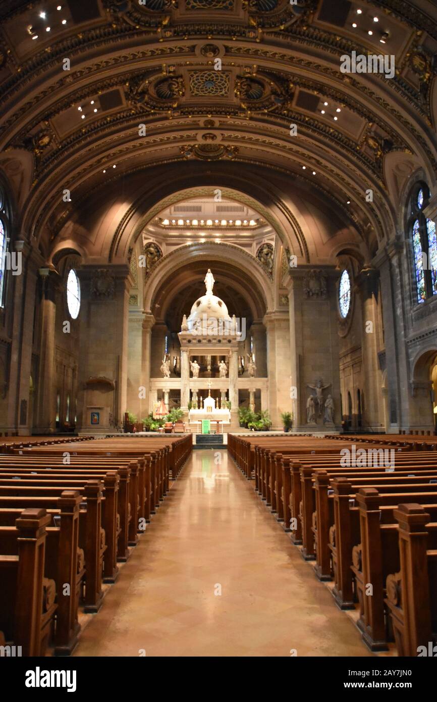 Basilica of Saint Mary in Minneapolis, Minnesota Stock Photo Alamy