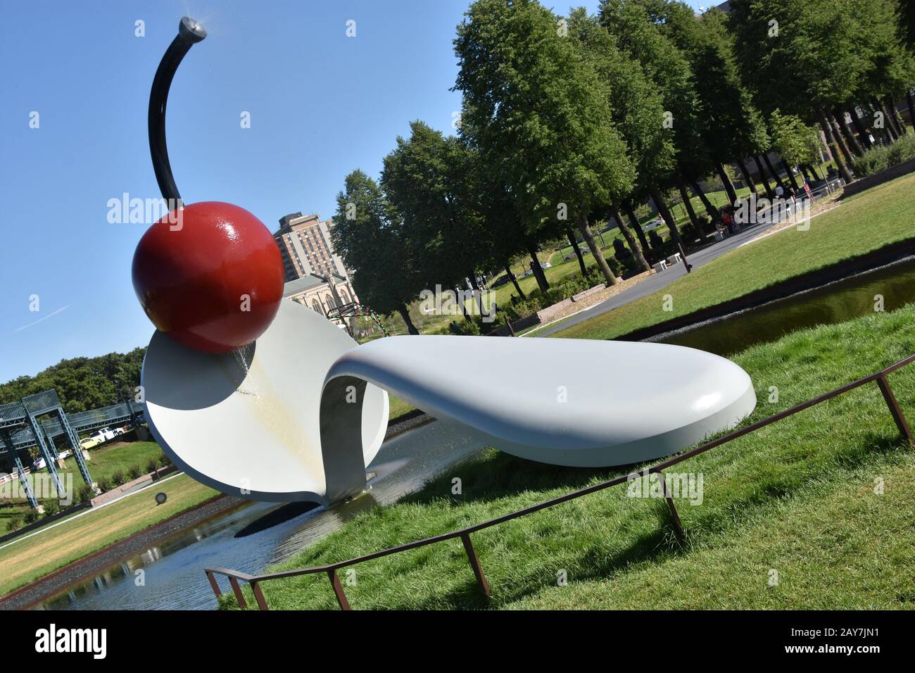 The Spoonbridge and Cherry at the Minneapolis Sculpture Garden in Minnesota Stock Photo Alamy