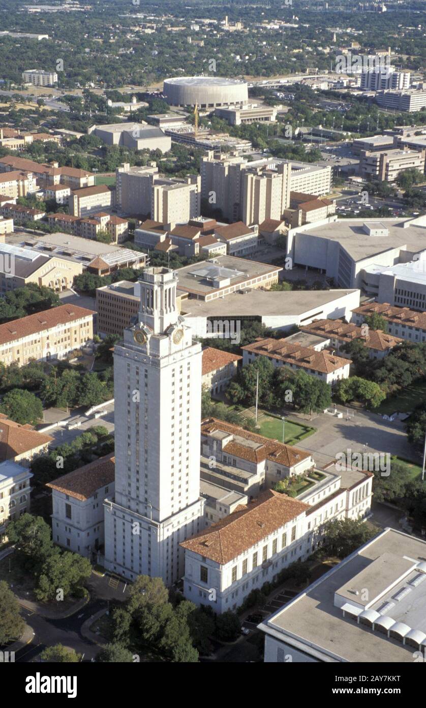 Austin, Texas: University of Texas at Austin campus, including main building and tower. August 2001 ©Bob Daemmrich Stock Photo