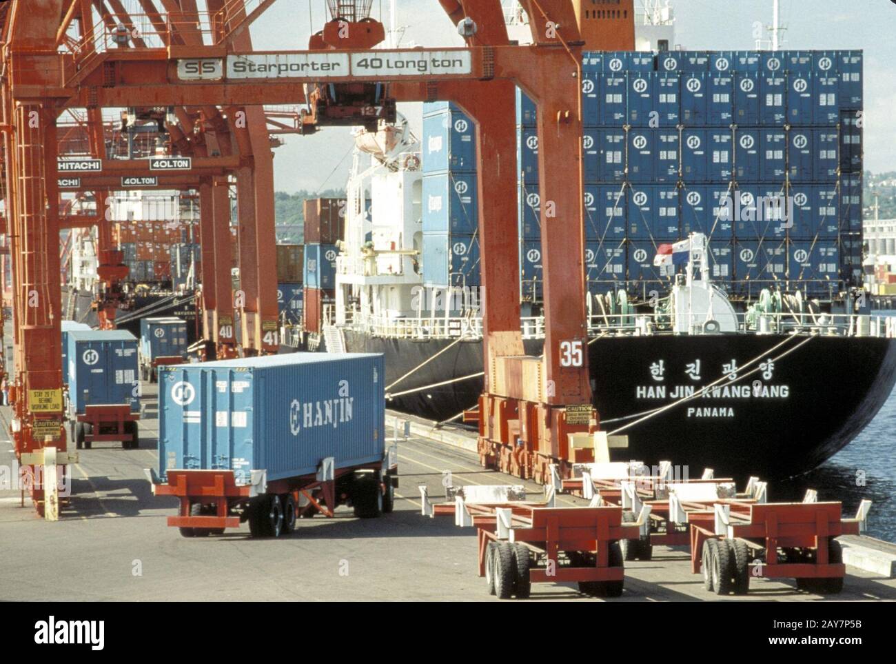 Seattle, Washington: U.S. exports being loaded onto South Korean ship. ©Bob Daemmrich Stock Photo