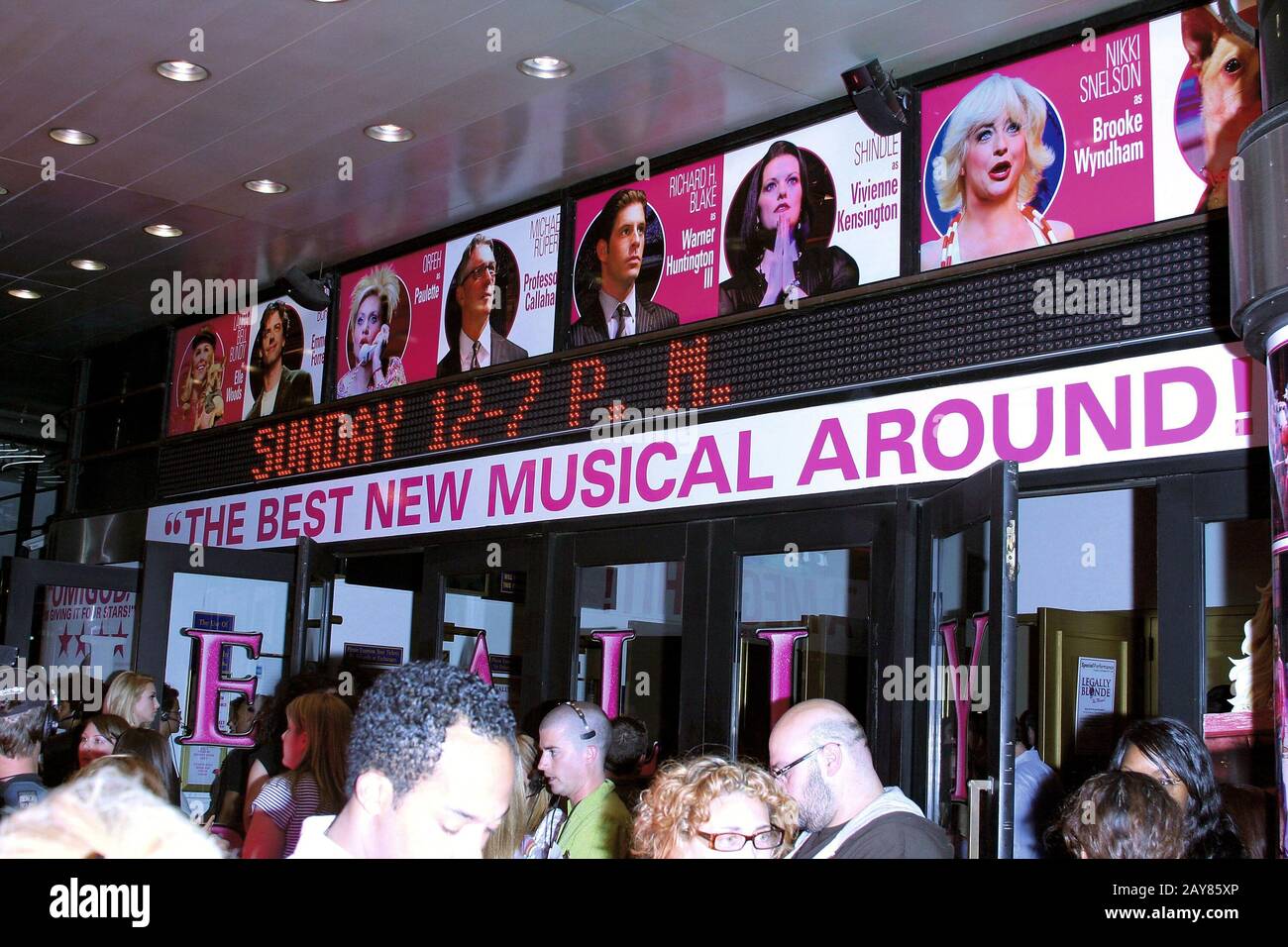 New York, NY, USA. 18 September, 2007. Atmosphere, exterior at the taping of Legally Blonde The Musical at The Palace Theatre. Credit: Steve Mack/Alamy Stock Photo