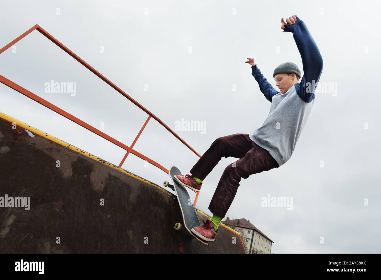 Skateboarder on ramp skate park hi-res stock photography and images - Alamy