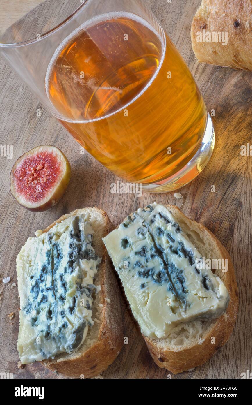 A snack of French blue cheese Stock Photo Alamy