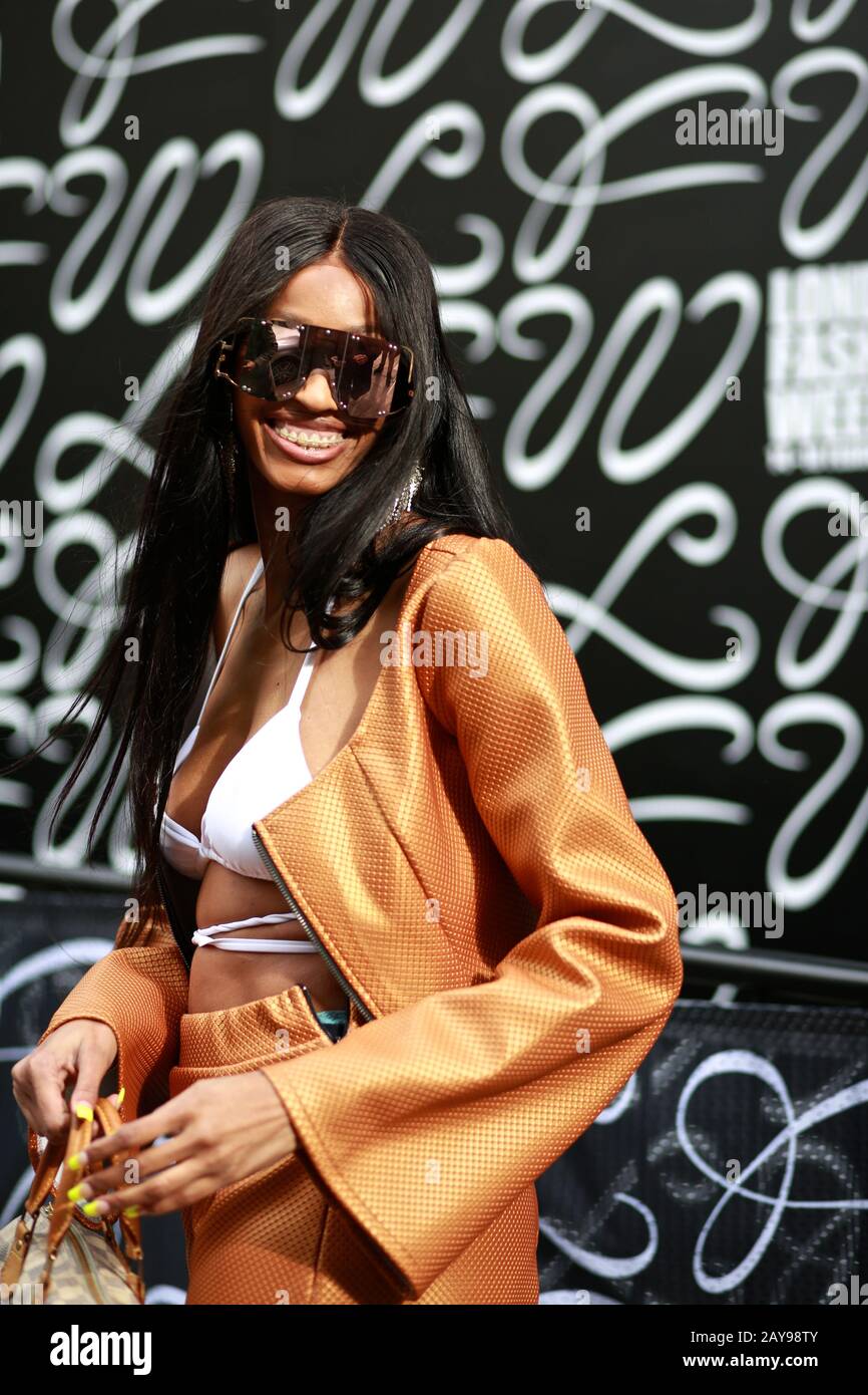 Street Style, London Fashion Week Fall Winter 2020, London  UK Feb Stock Photo