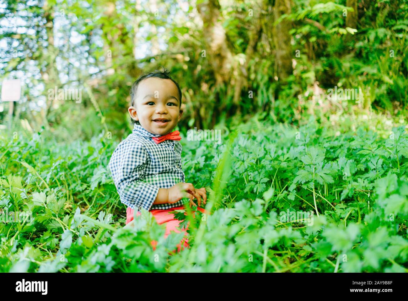 Boy playing outside hi-res stock photography and images - Alamy