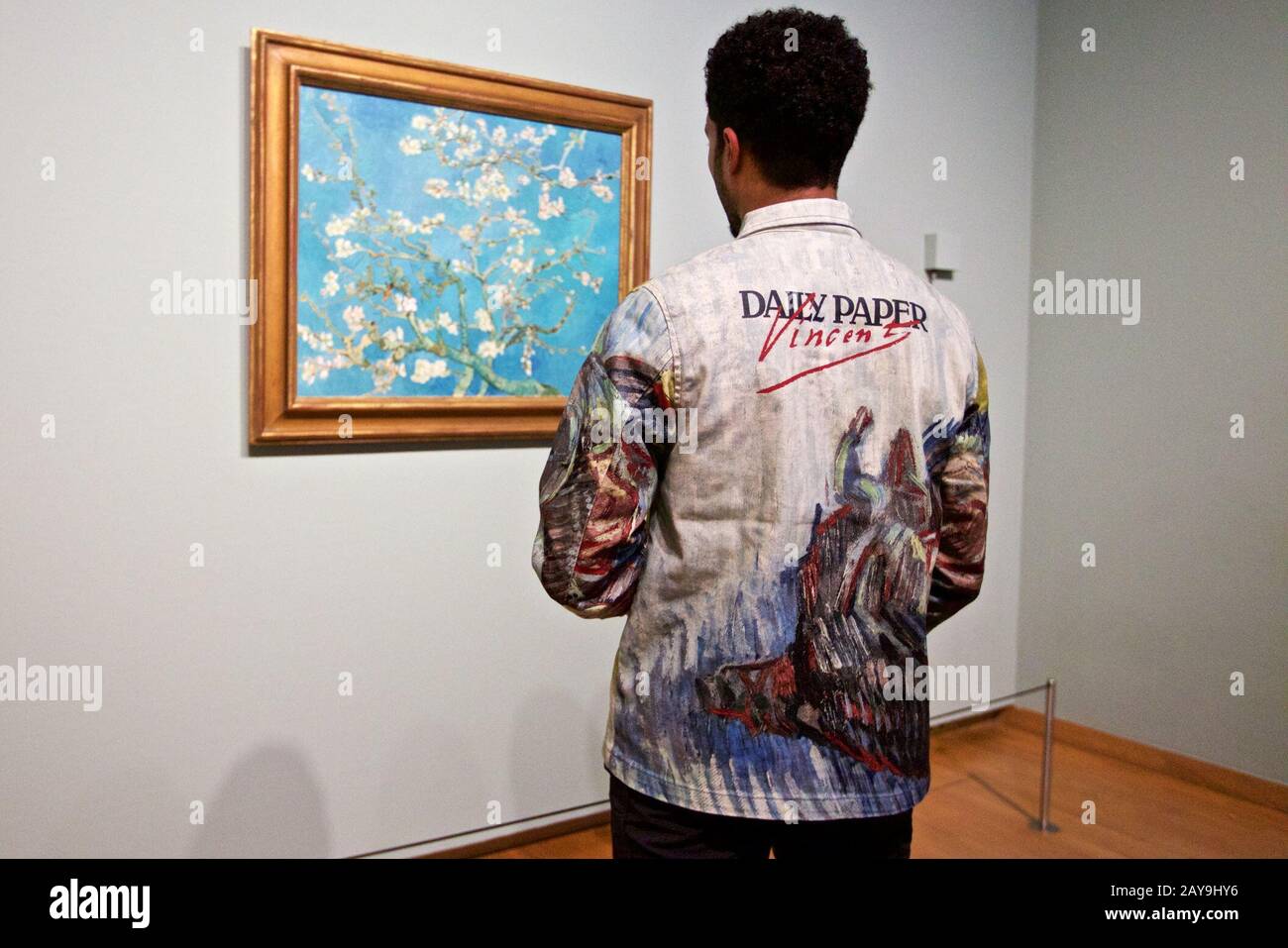 Vincent van gogh x daily paper hot sale