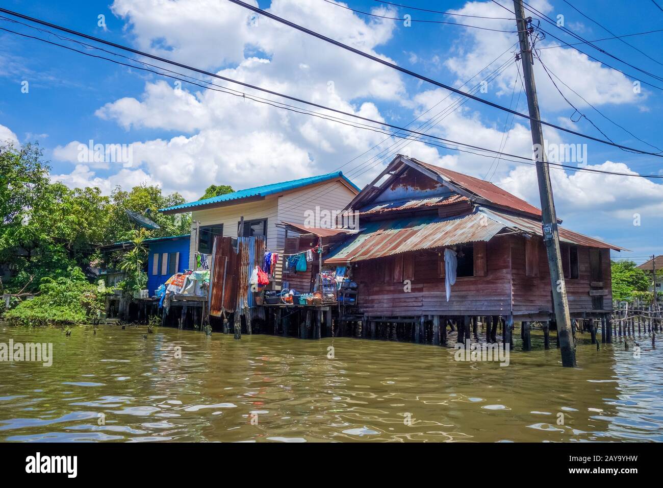 Old houses bangkok hires stock photography and images Alamy