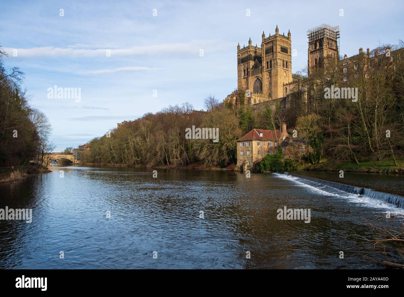 Durham Castle , Cathedral  and Framwellgate Bridge over River Wear, UK Stock Photo