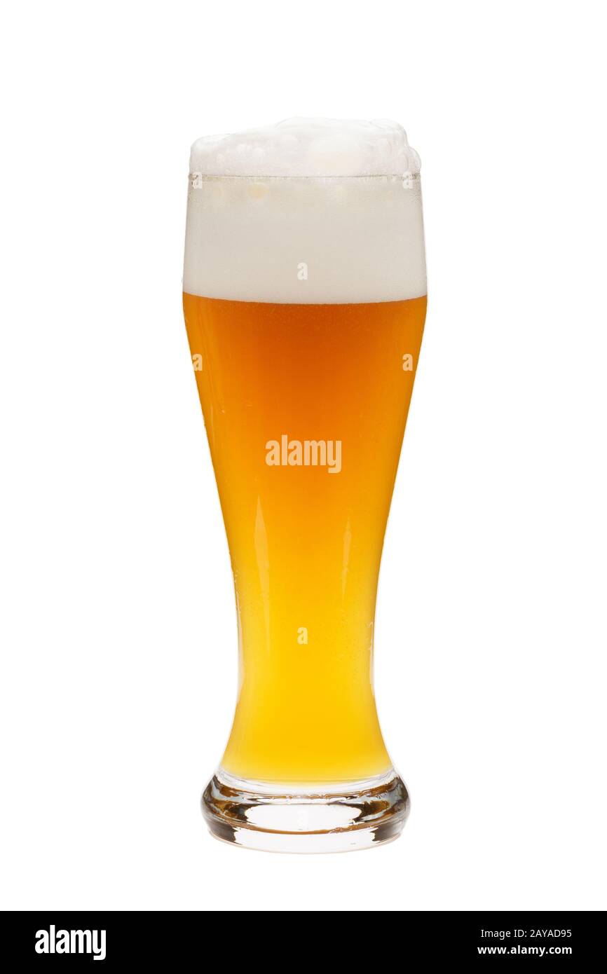 https://c8.alamy.com/comp/2AYAD95/a-glass-of-wheat-beer-isolated-against-a-white-background-2AYAD95.jpg