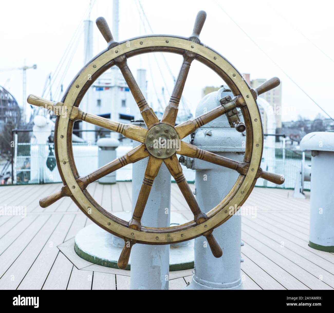 Steering Wheel Ship Stock Photo - Alamy