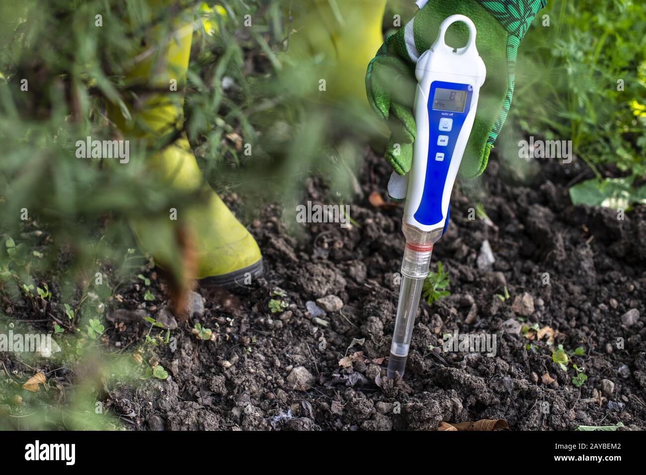 Ph meter in soil hires stock photography and images Alamy