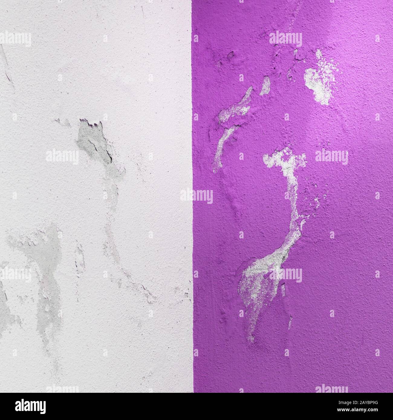 Paint peeling off plaster wall hires stock photography and images Alamy