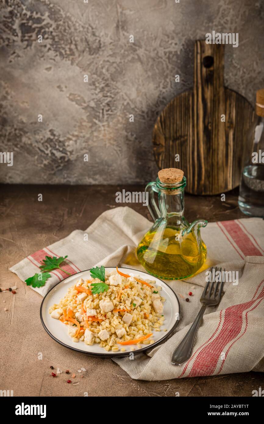 Chicken bulgur pilaf Stock Photo Alamy