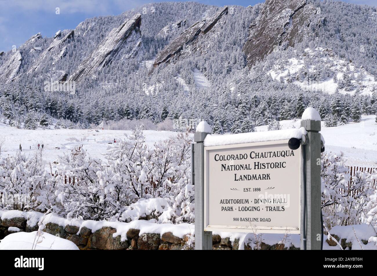 Sign at the entrance of Chautauqua Park in Boulder.  Colorado Chautauqua National Historic Landmark.  Established in 1898. Stock Photo