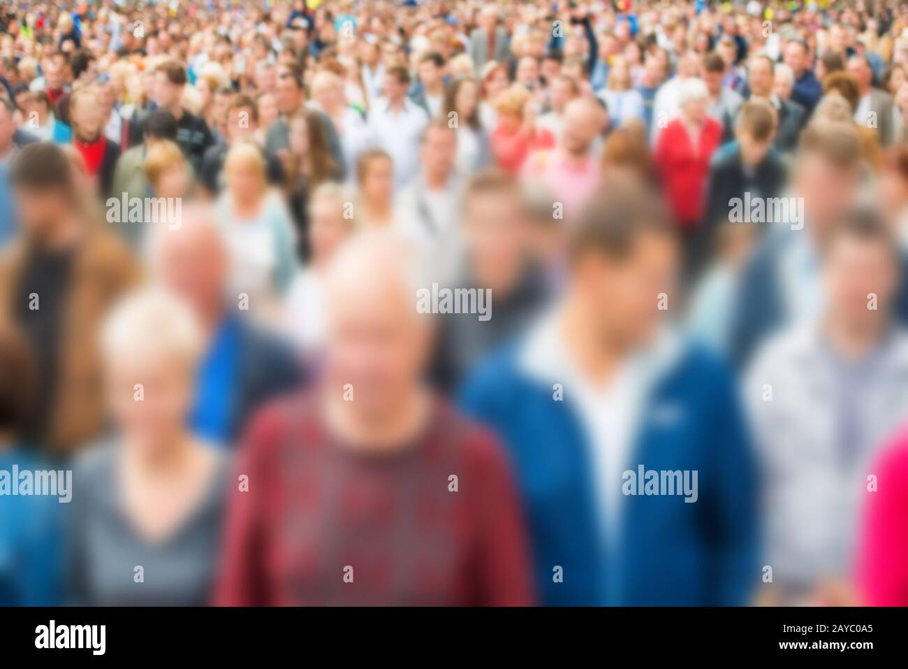 Crowd of people walking hi-res stock photography and images - Alamy