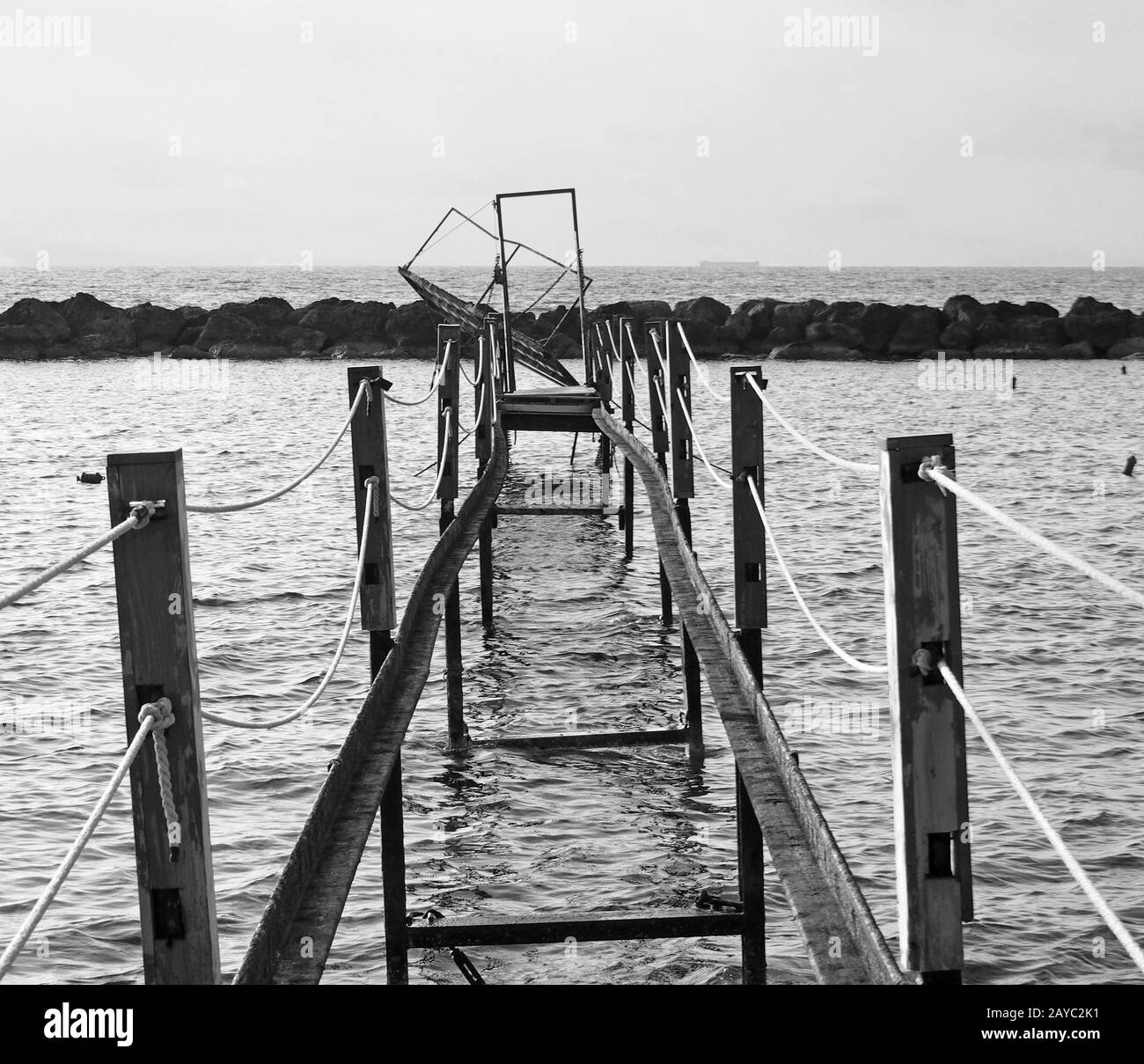 Broken jetty hires stock photography and images Alamy