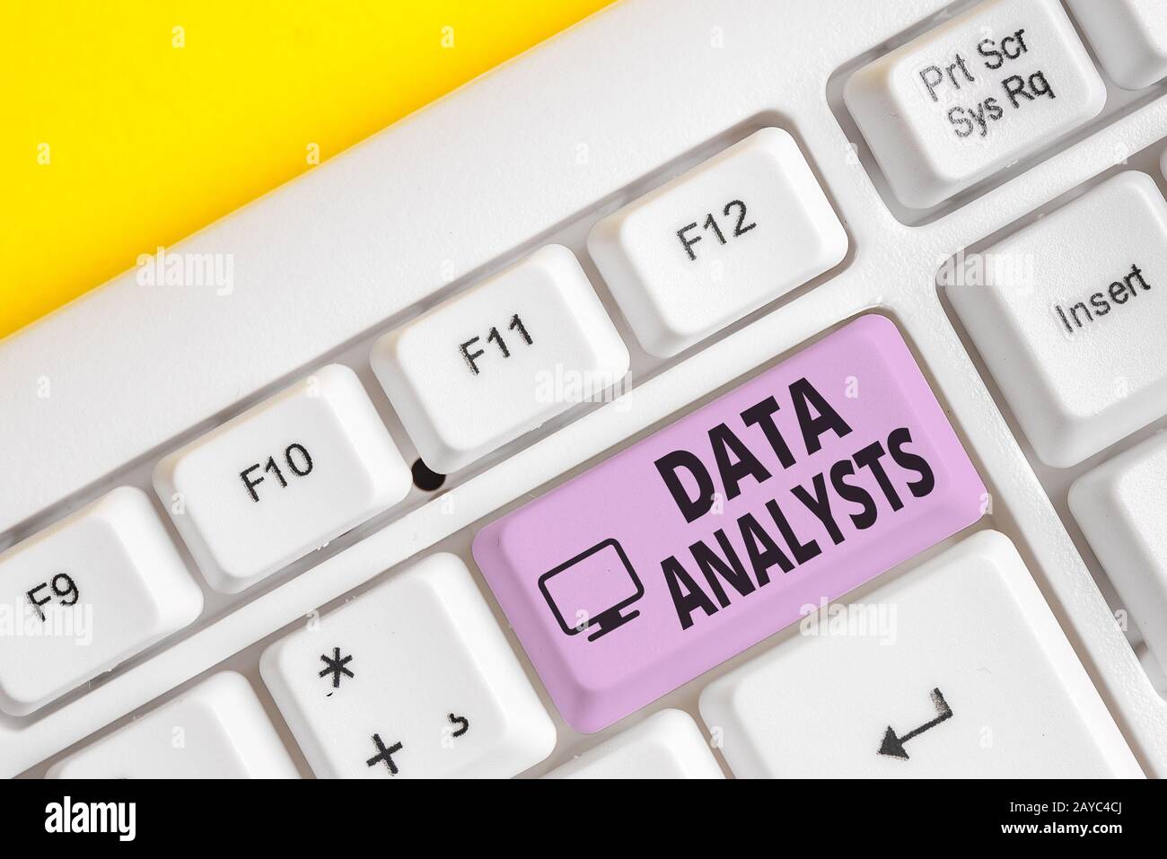 Writing note showing Data Analysts. Business photo showcasing Programmer Design and Create Report Identifies patterns White pc k Stock Photo