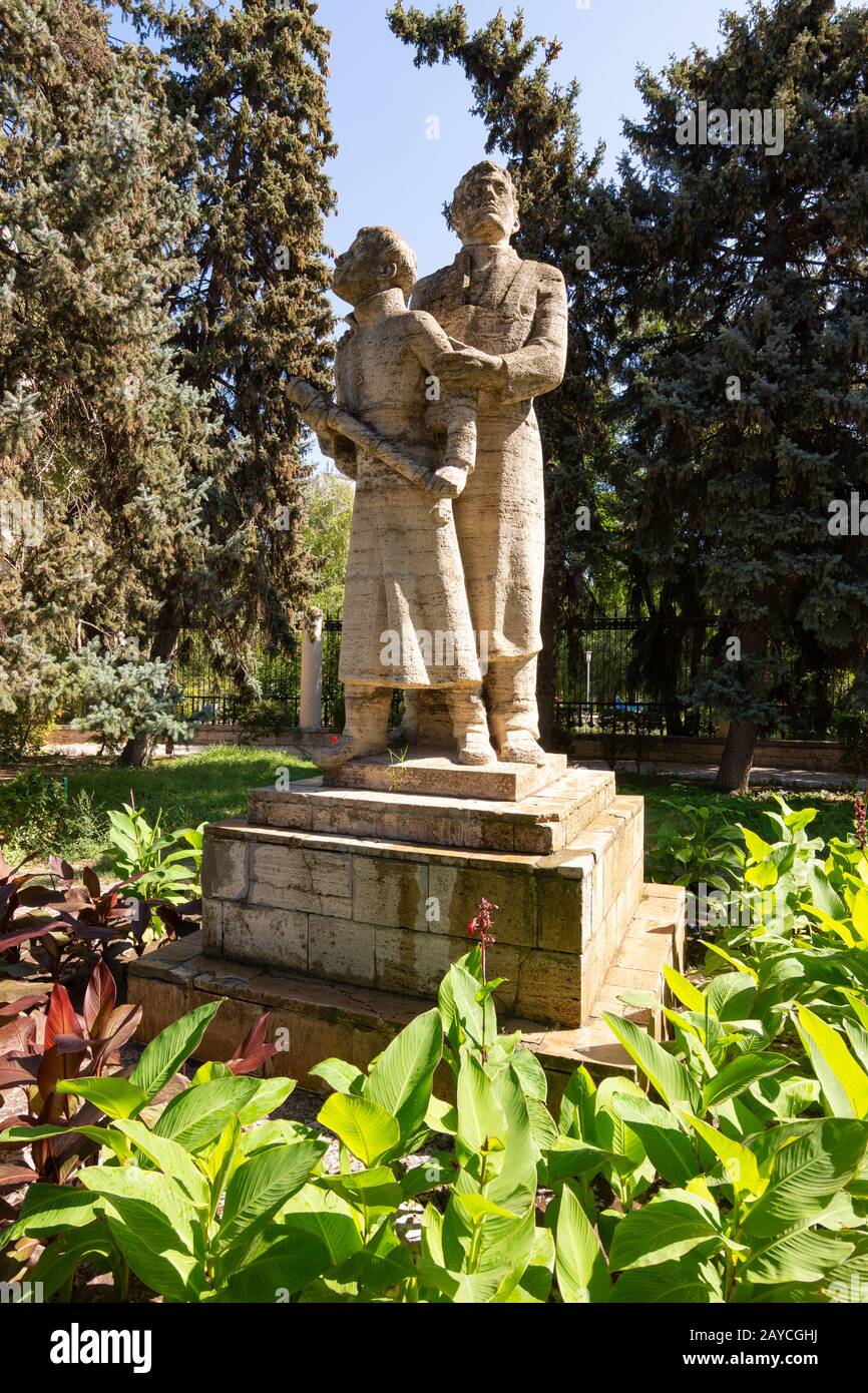 Volgograd, Russia - August 26, 2019: Sculptures of scientists by astronomers in the garden near the building of the Volgograd Pl Stock Photo