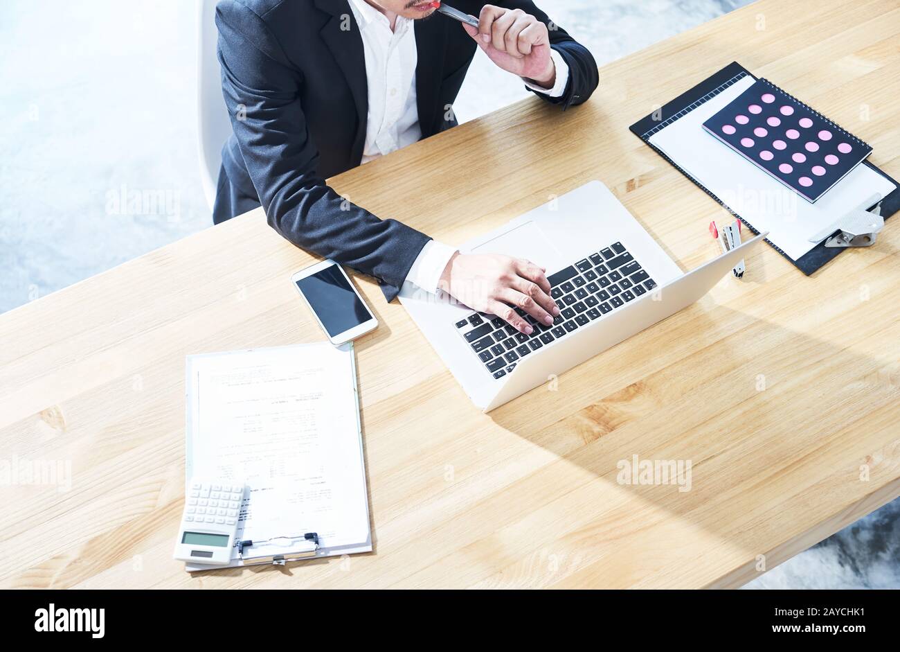 Top angle view hi-res stock photography and images - Alamy