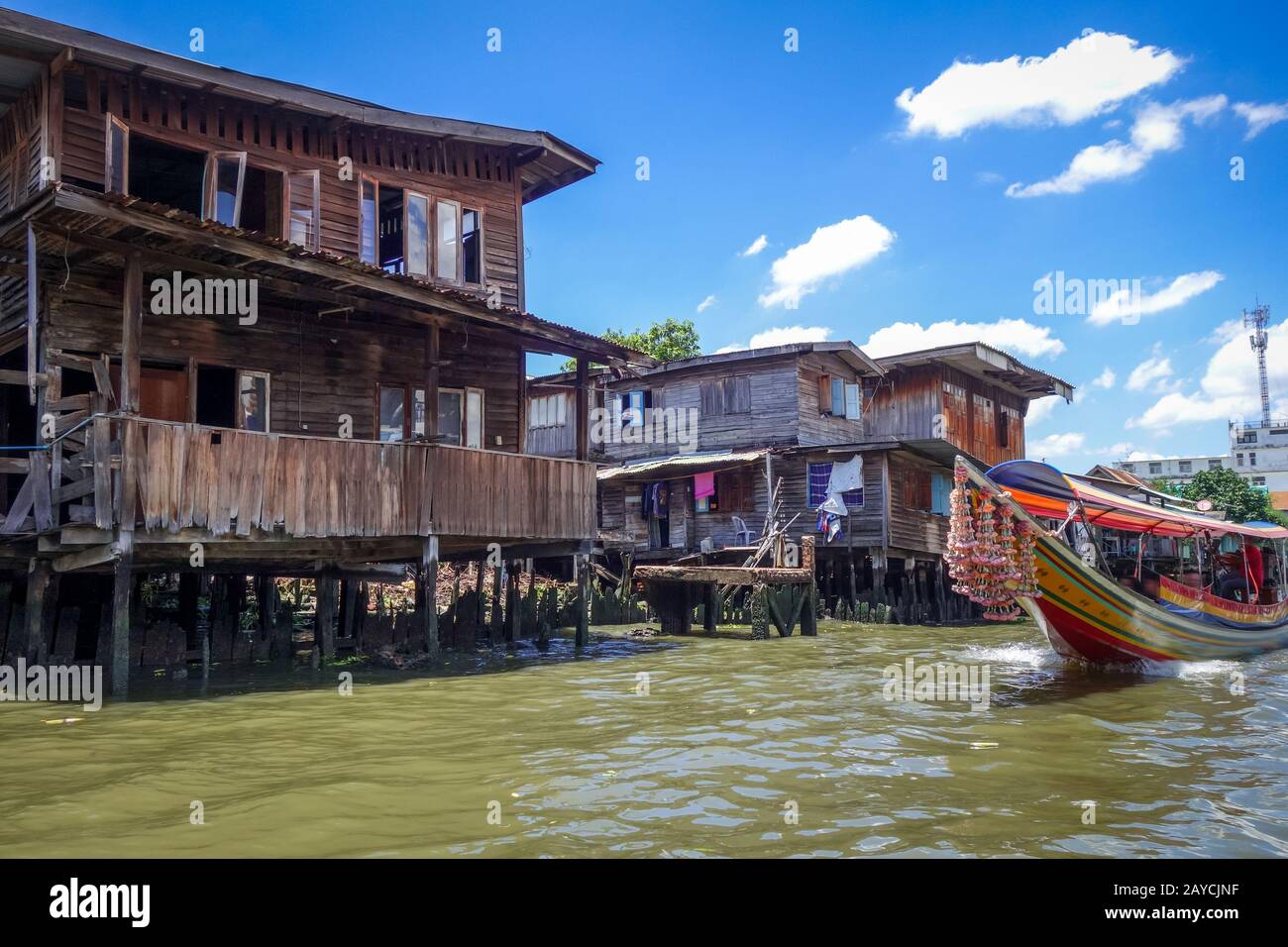 Traditional houses on Khlong, Bangkok, Thailand Stock Photo