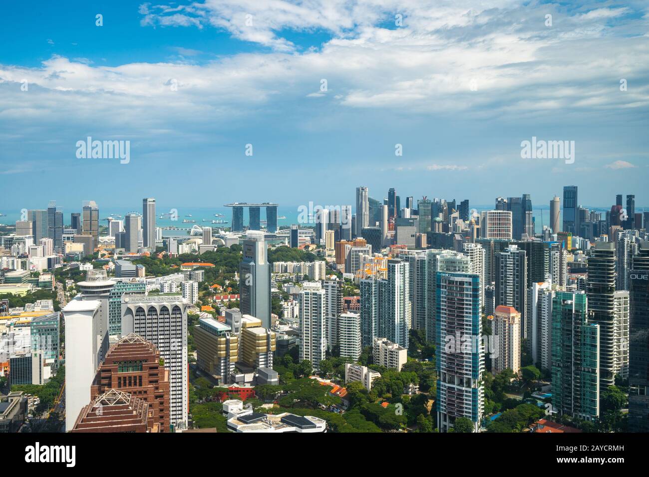 Singapore skyline daytime hi-res stock photography and images - Alamy