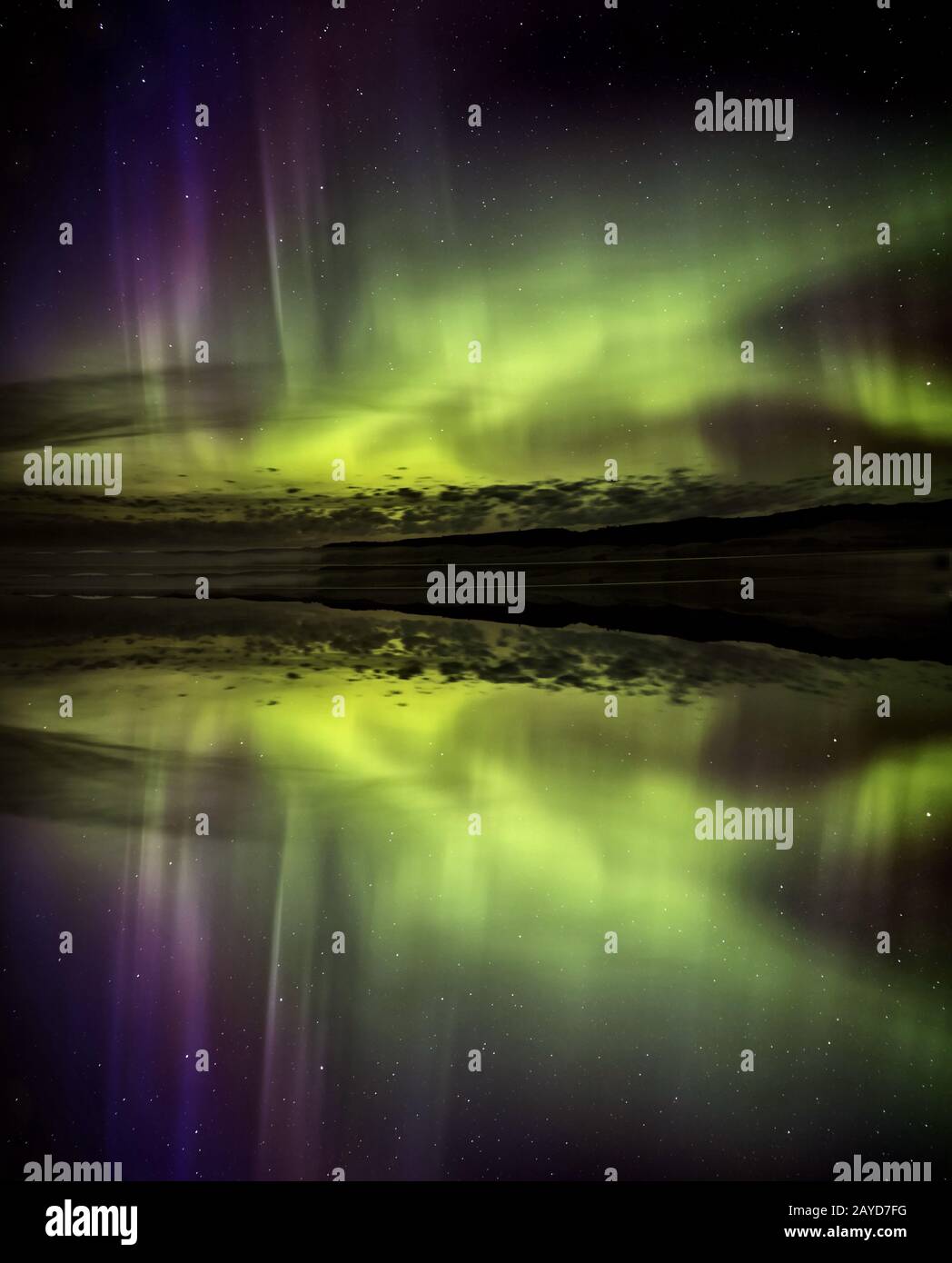 Northern Lights Aurora Reflection Stock Photo Alamy