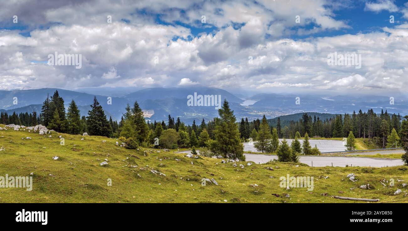 Villach alpine road hires stock photography and images Alamy
