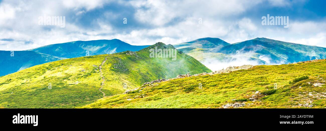 Panorama of green mountains hi-res stock photography and images - Alamy