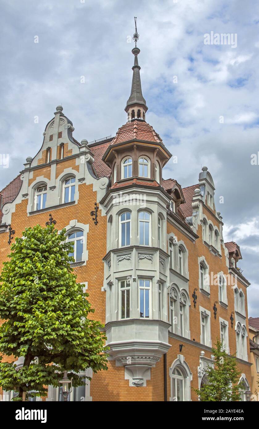 Turret building hi-res stock photography and images - Alamy