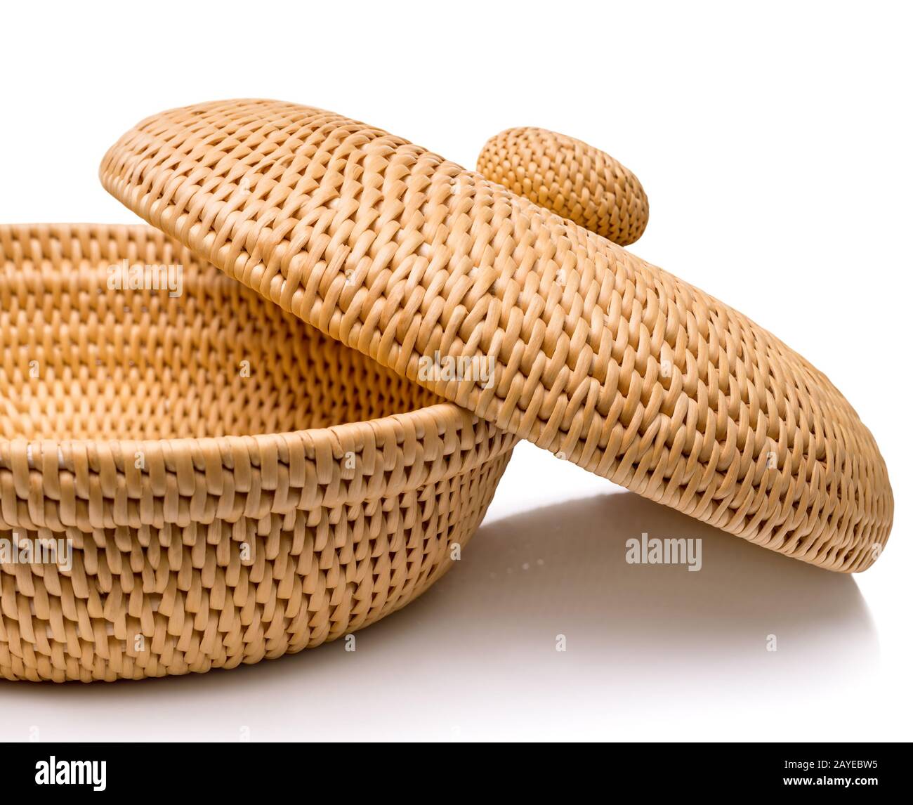 Wicker basket with lid, isolated on white Stock Photo Alamy
