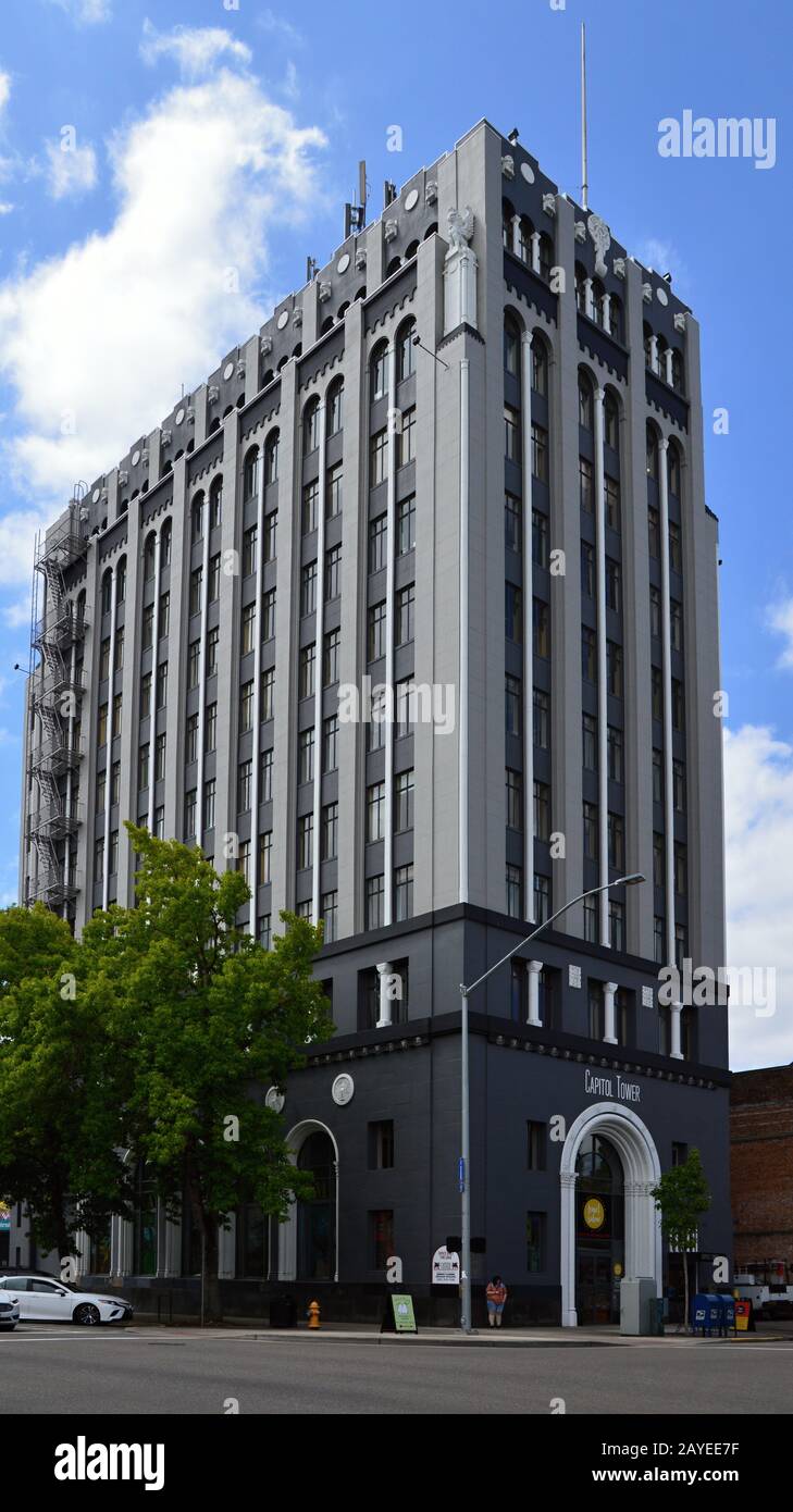 Salem downtown buildings hi-res stock photography and images - Alamy