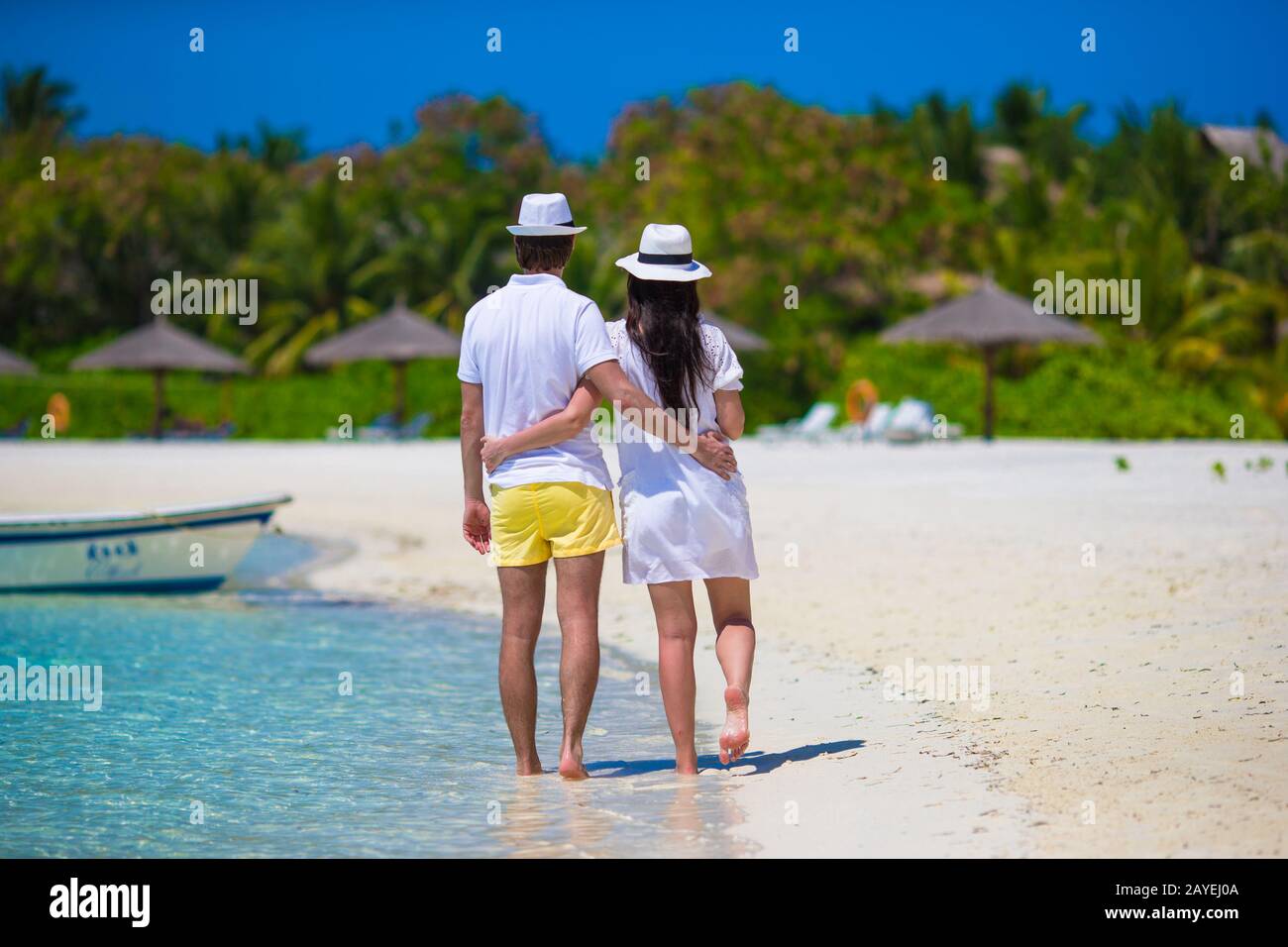Family summer holiday destination hi-res stock photography and images ...