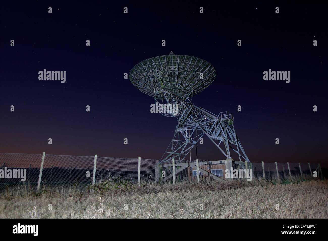 The One Mile Array Telescope, at The Mullard Radio Astronomy Observatory, MRAO, at Lords Bridge, Cambridgeshire. Stock Photo