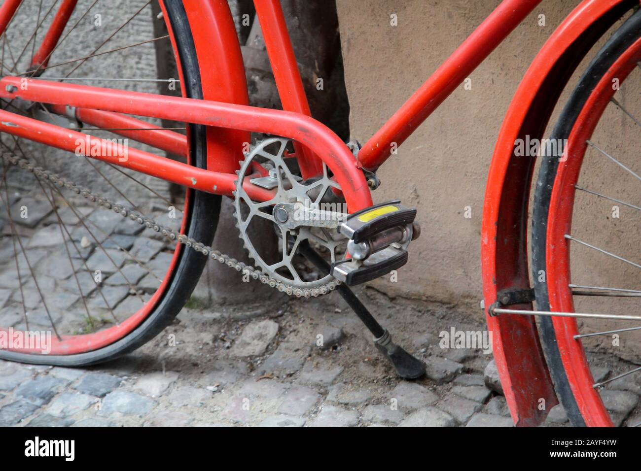 high bottom bracket