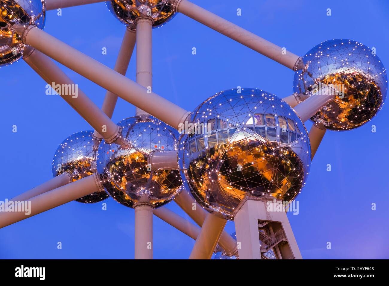 Atomium monument hires stock photography and images Alamy
