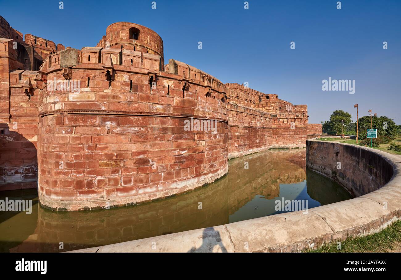 rampart of Agra Fort, Agra, Uttar Pradesh, India Stock Photo
