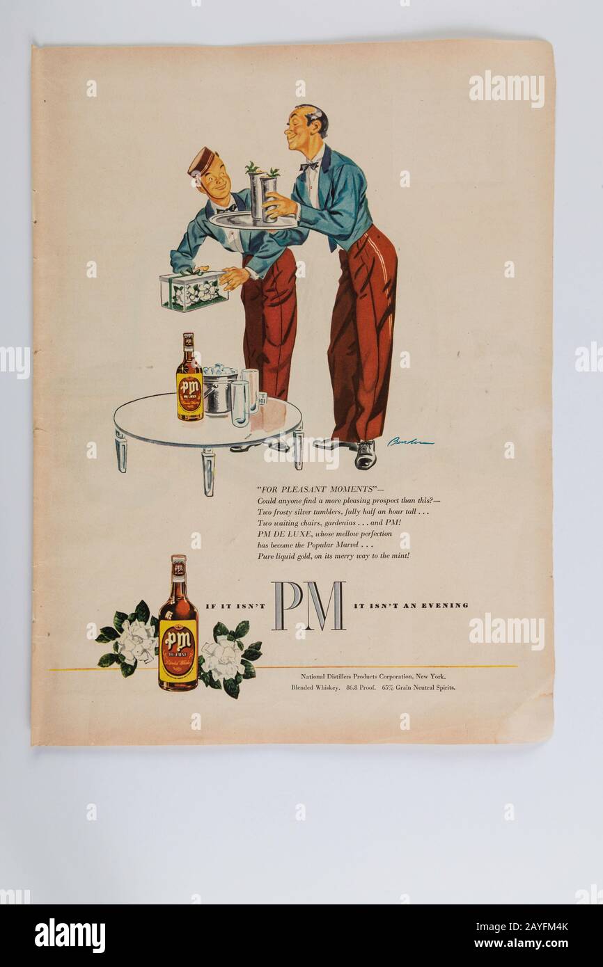 1946 Life Magazine Advertising for PM blended whiskey, USA Stock Photo