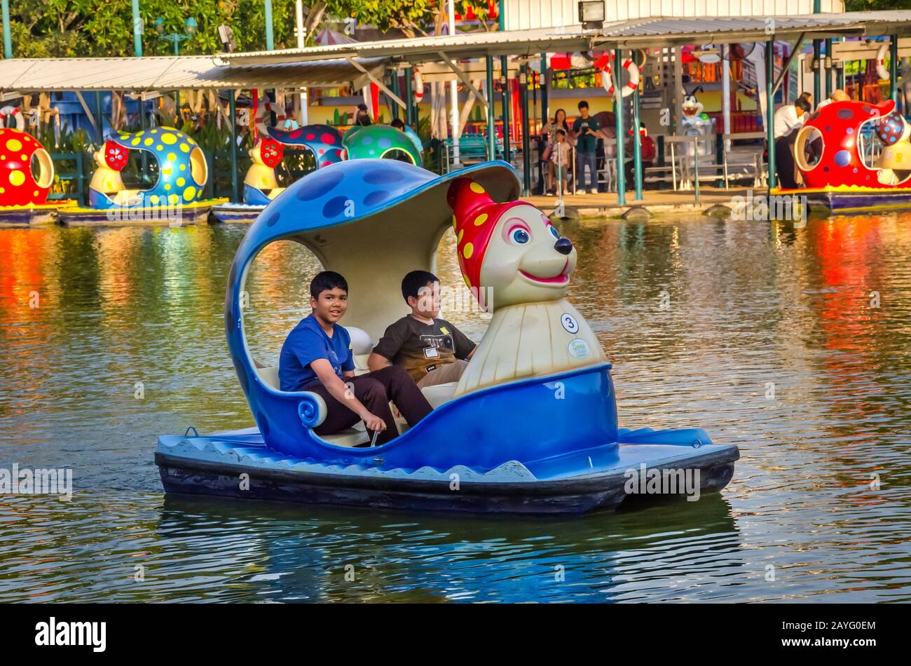 PATHUMTHANI, THAILAND – DEC. 21, 2018: Dream World amusement park near  Bangkok is one of Thailand's famous theme parks. Visitors come to enjoy for  fun Stock Photo - Alamy