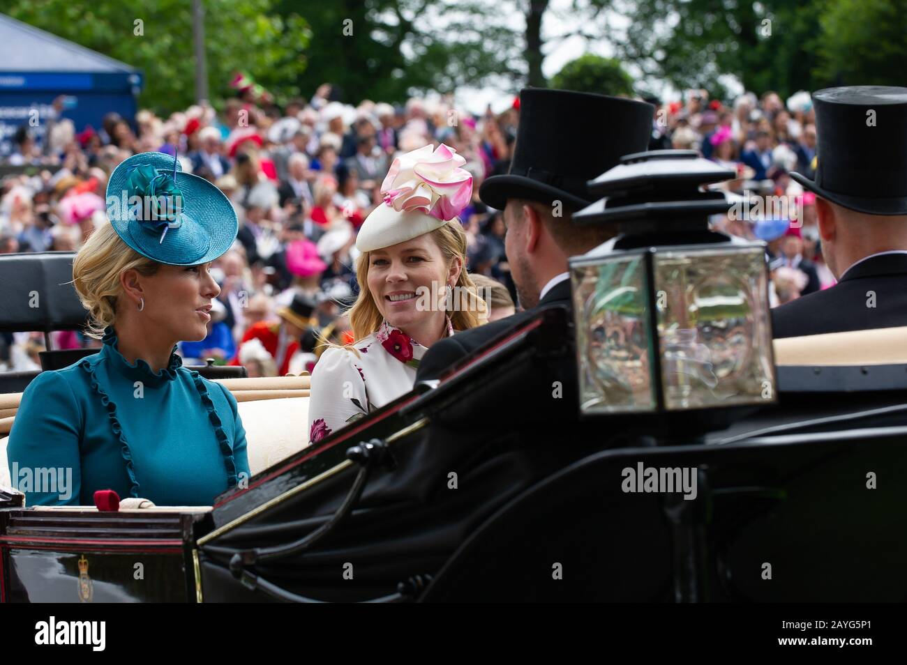 Royal Ascot Ladies Day, Ascot Racecourse, UK. 20th June, 2019. Zara Tindall, Autumn Phillips, Peter Phillps and Mike Tindall arrive a horse drawn carraige in the Royal Procession at Royal Ascot. Credit: Maureen McLean/Alamy Stock Photo