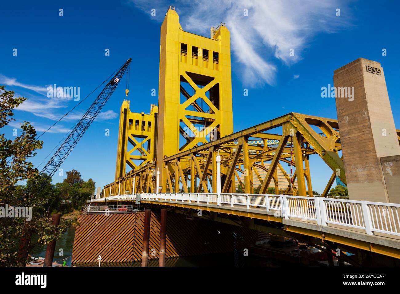 The gold painted Tower Bridge over the Sacramento River, Sacramento, California, USA Stock Photo