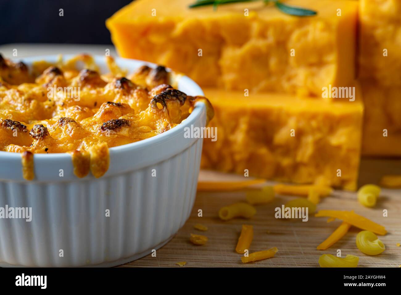 Baked macaroni and cheese in white oven dish Stock Photo Alamy