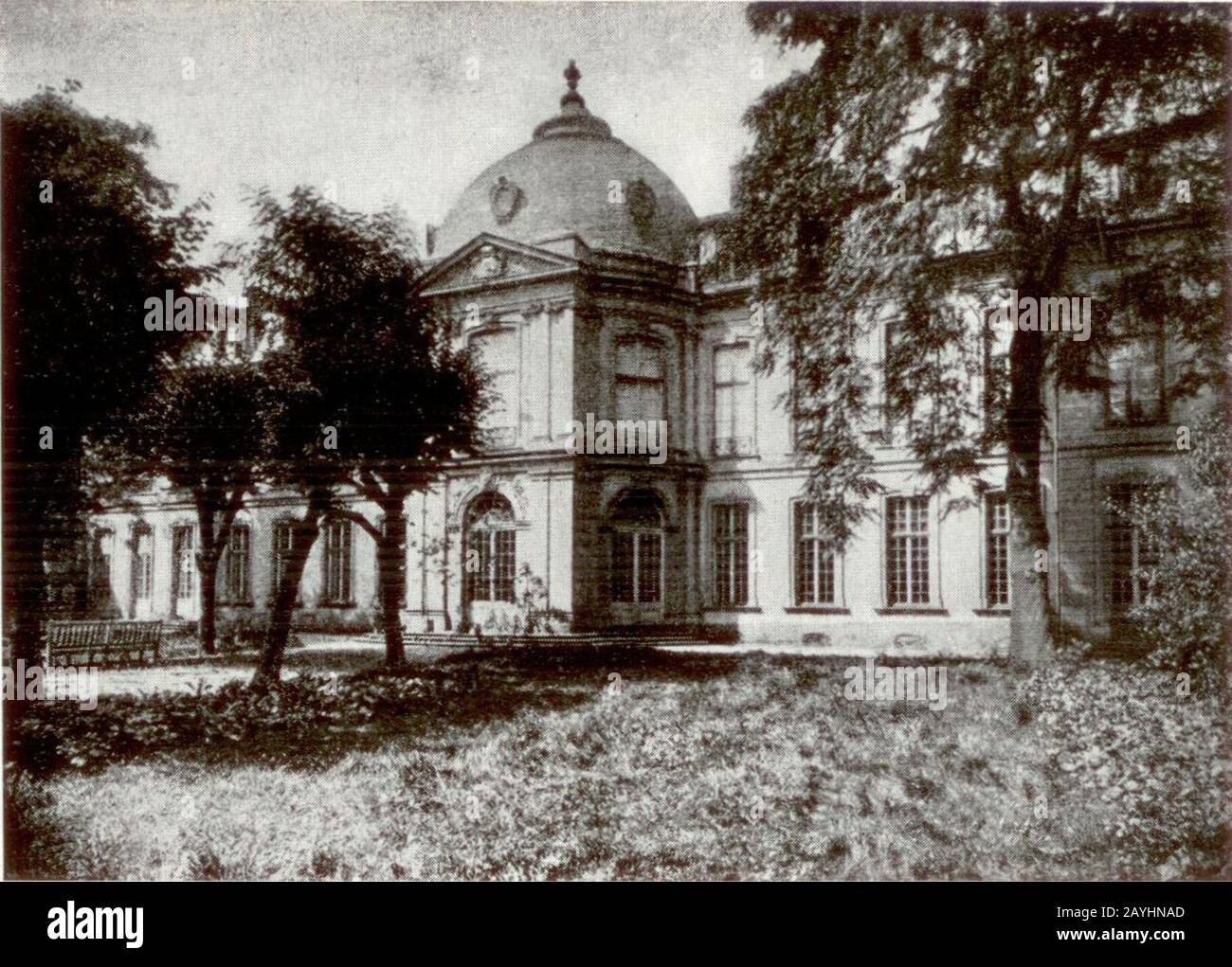 frankfurt palais thurn und taxis