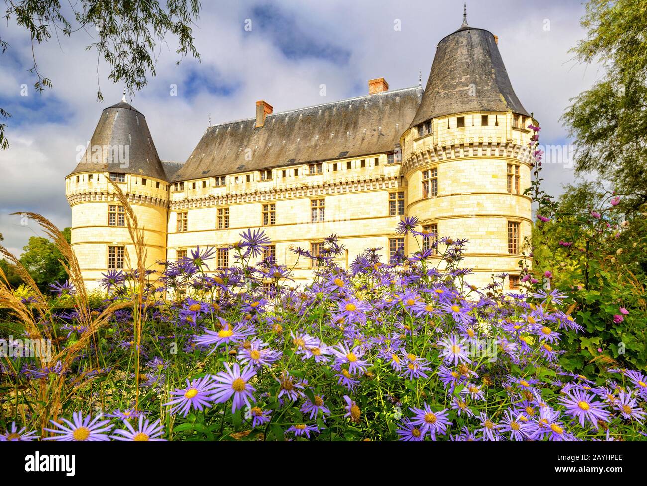 Flower garden in front of the chateau de l'Islette, France. This Renaissance castle is located in the Loire Valley, was built in the 16th century and Stock Photo