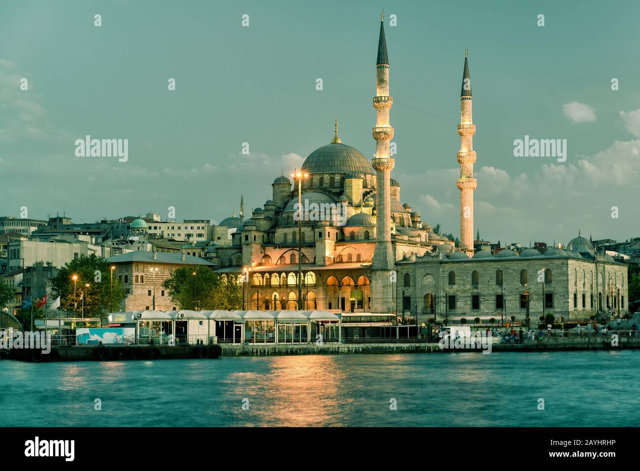 Mosque on the Golden Horn at night in Istanbul, Turkey Stock Photo