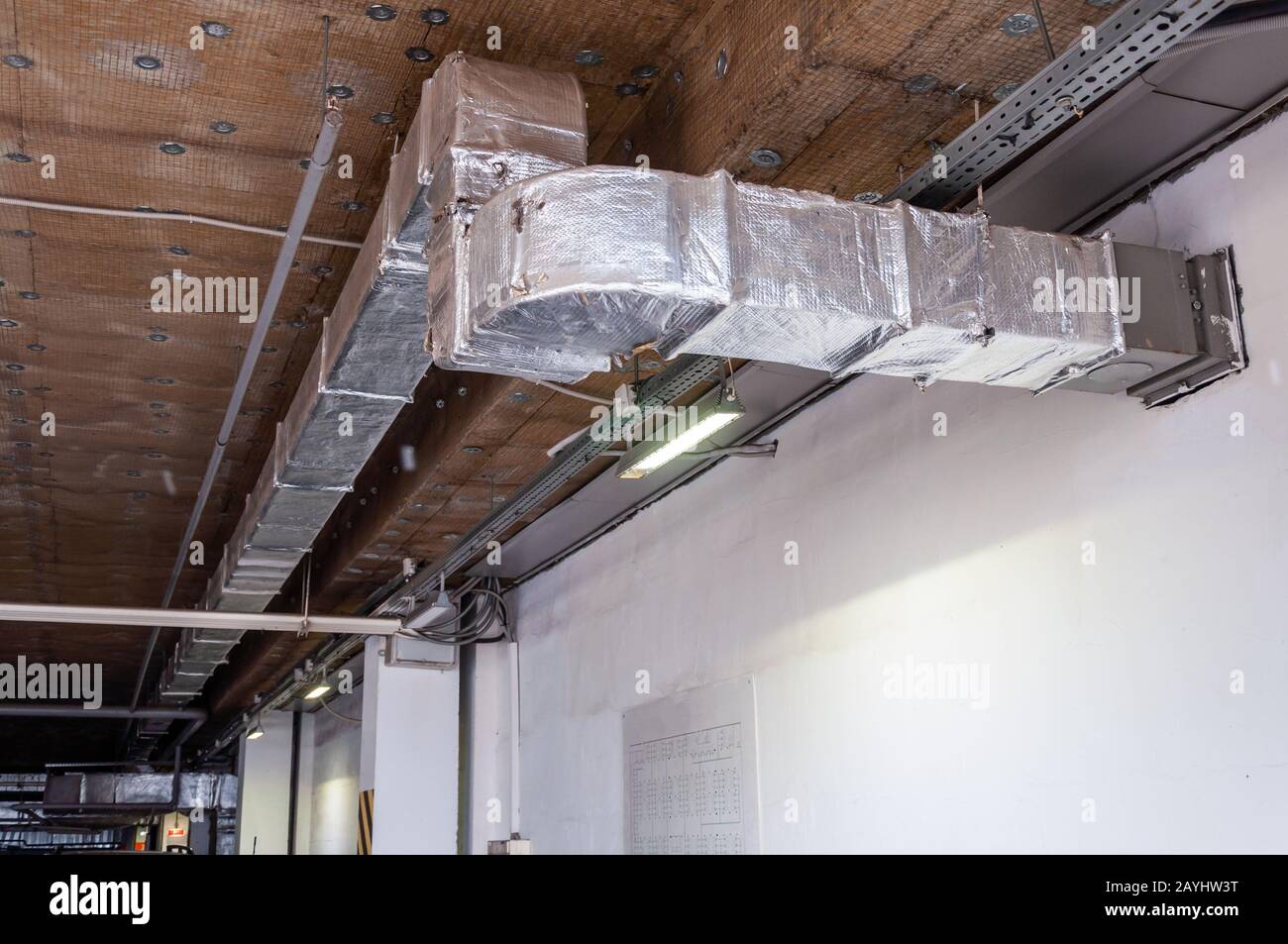 Equipment for ventilation and ceiling insulation systems in the Parking